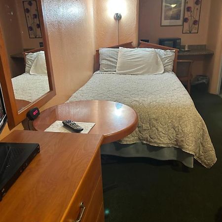 Budget Inn Motel Chemult Exteriör bild