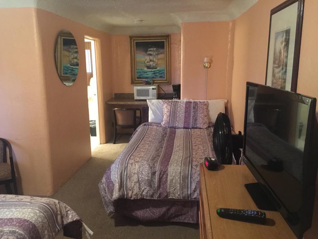 Budget Inn Motel Chemult Exteriör bild